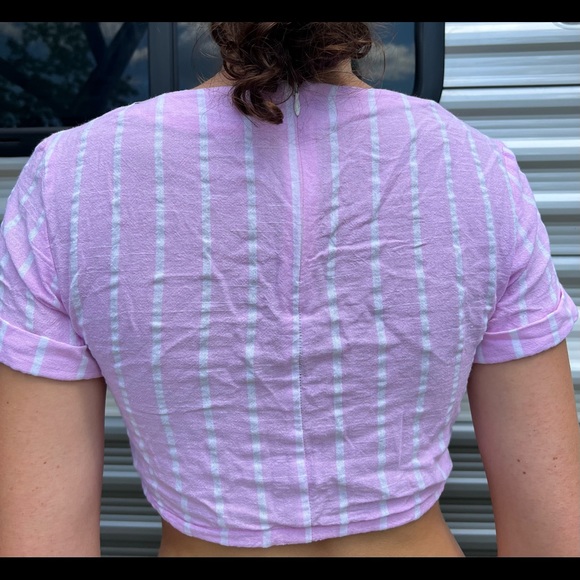 By The Way crop pink and white striped shirt with tie at the bottom - Picture 2 of 2